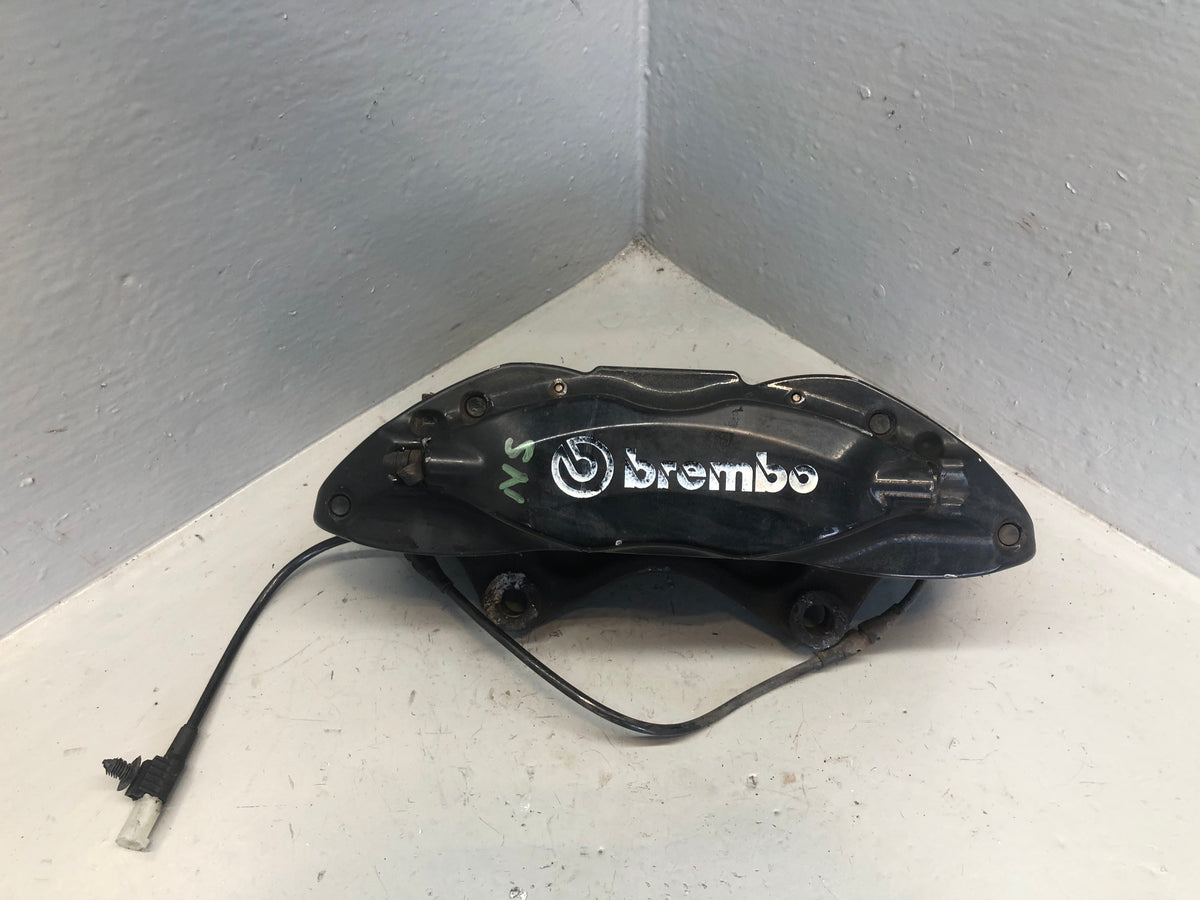 Range Rover Sport L320 Brake Caliper SEB500080 Brembo Near Side Front D17066