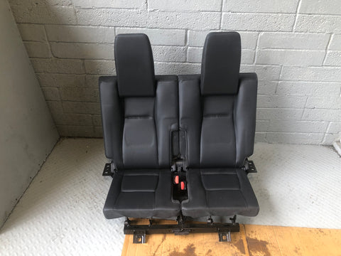 Discovery Sport Rear 3rd Row Seats Pair Black Leather L550 Land Rover L15066