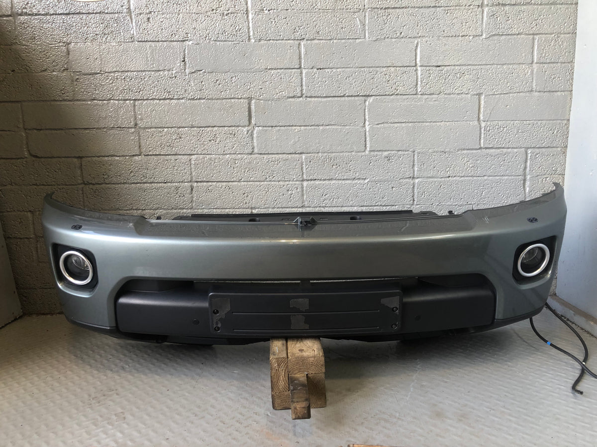 Discovery 4 Front Bumper Scotia Grey Facelift Land Rover 2014 to 2016 K18066