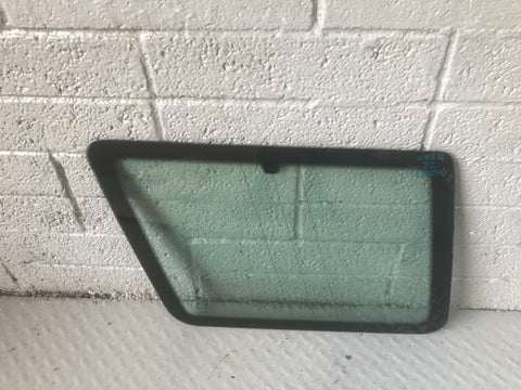 Discovery 2 Window Glass Quarter Near Side Rear Land Rover 1998 to 2004
