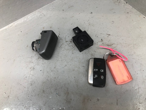 Discovery 4 Key Remote and Blade with Door Lock Land Rover 2009 to 2016 K18066