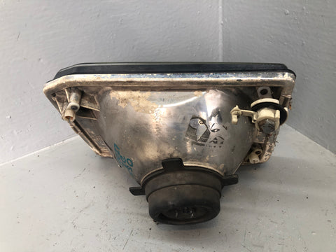 Discovery 2 Headlight Off Side Pre-Facelift XBC105120 Land Rover L20076