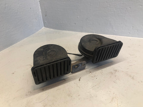 Freelander 2 Horns Pair of Two Tone Land Rover 2012 to 2014