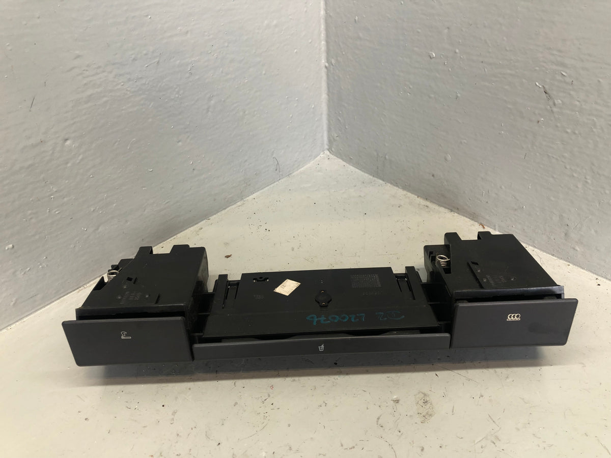 Discovery 2 Cup Holders Ashtray Assembly Black Land Rover 1998 to 2004 L20076
