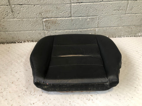 Discovery 3 Seat Base Near Side Front Soft Black Leather Land Rover L07106