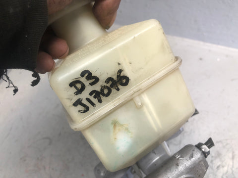 Discovery 3 Brake Master Cylinder with Reservoir Auto Land Rover 2004 to 2009