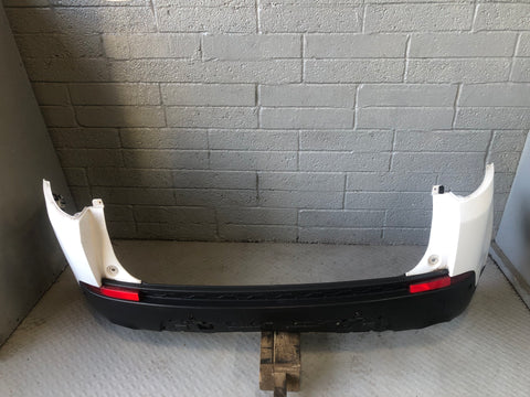 Discovery Sport Rear Bumper Fuji White 847 L550 2014 to 2019 J15066