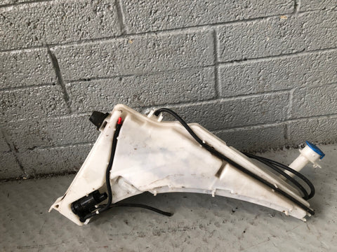 Range Rover Sport Windscreen Washer Fluid Tank Reservoir Pumps L494 CPLA17B613AH