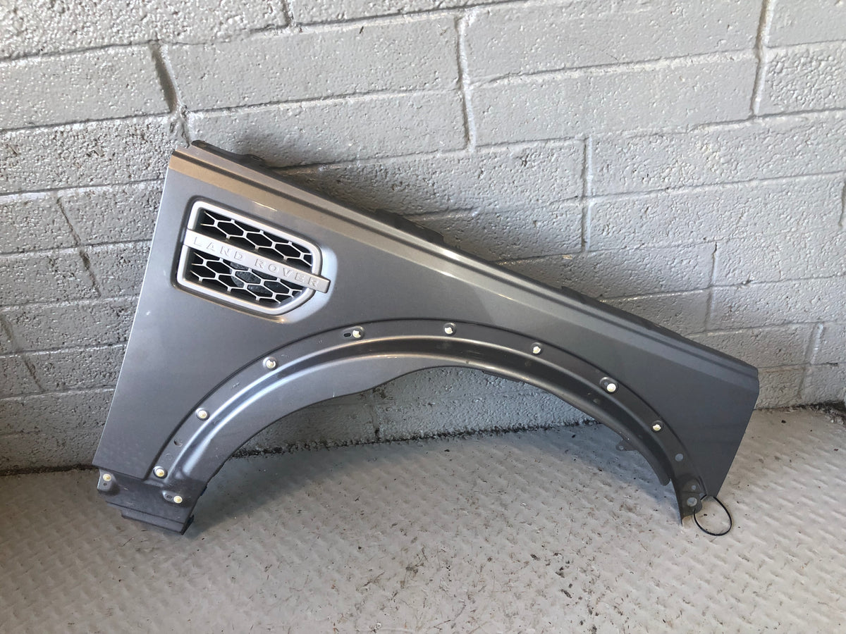 Discovery 4 Wing Off Side Front Orkney Grey Land Rover 2009 to 2016 D03086