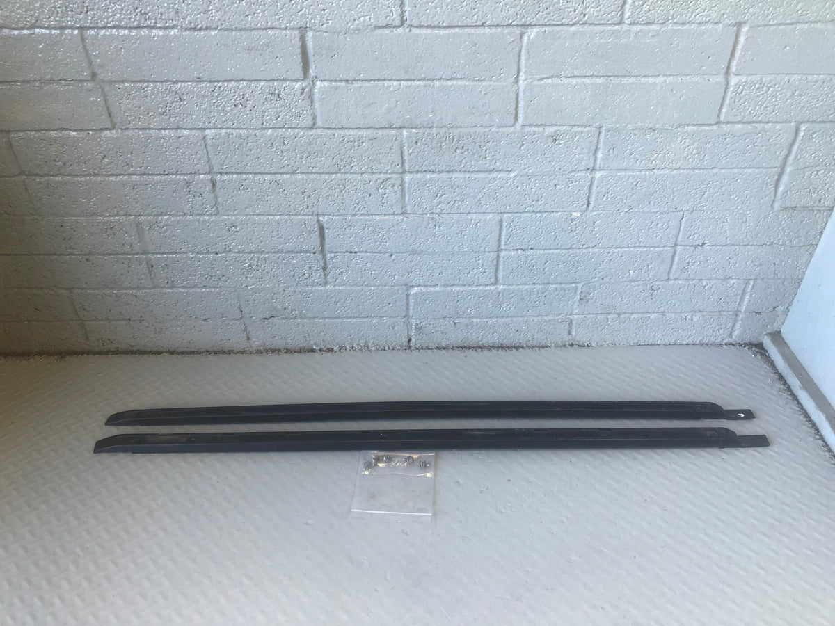Discovery 4 Roof Rails Three Quarter Length Roof Bars Land Rover L10076