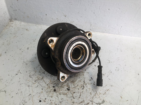 Discovery 2 Hub Bare with ABS Sensor Near Side Rear TD5 Land Rover 1998 to 2004