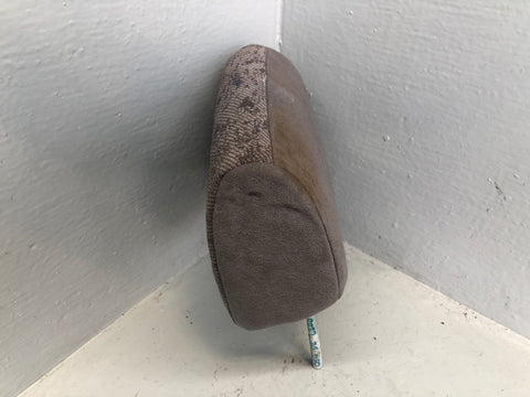 Discovery 2 Headrest Off Side Rear Cloth in Grey Pattern Land Rover 1998 to 2004