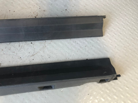 Freelander 2 Sill Cover Trims Pair Land Rover 2006 to 2014 Black Plastic J31076