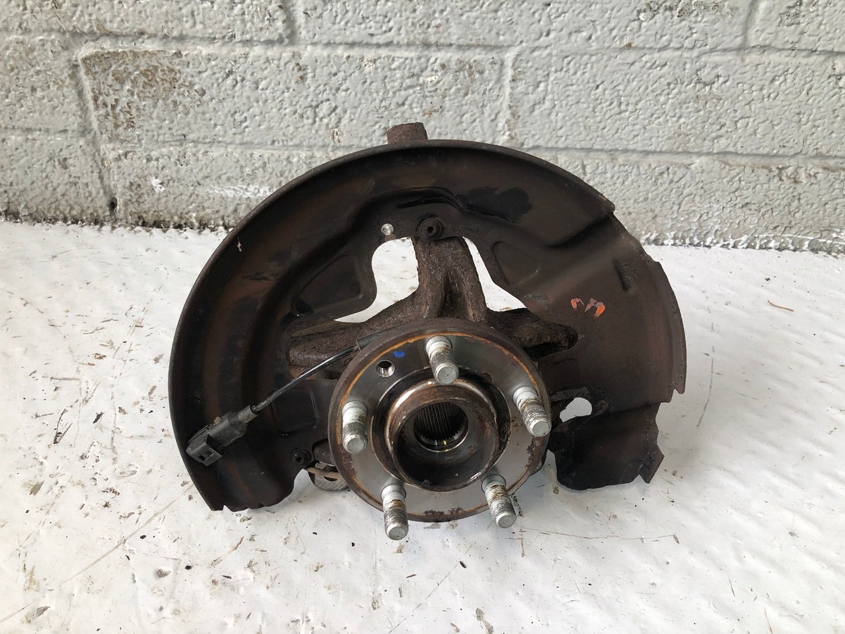 Freelander 2 Front Hub Near Side Assembly ABS Sensor L359 2006 to 2014 D02106