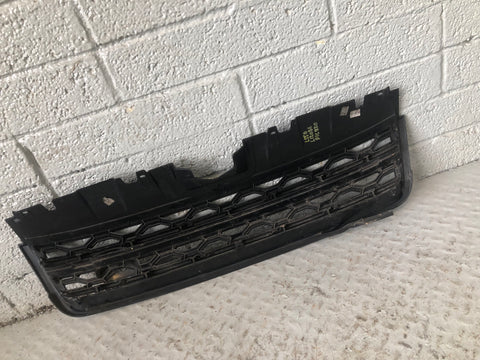 Discovery Sport Grille Front in Black Grey L550 Land Rover 2014 to 2019 L12086
