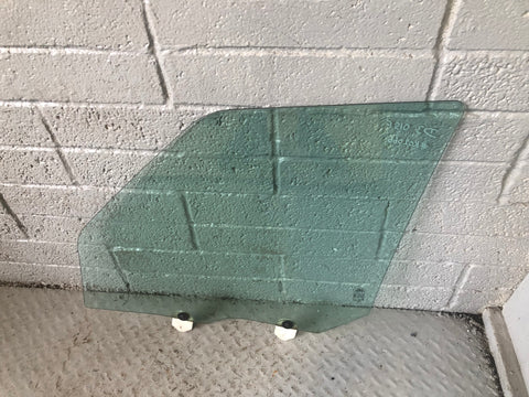 Discovery 3 Window Glass Off Side Front Land Rover 2004 to 2009 K02066