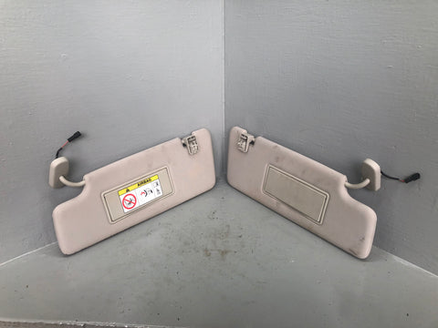 Discovery 4 Sun Visors Illuminated Pair Of Land Rover 2009 to 2016 K18066