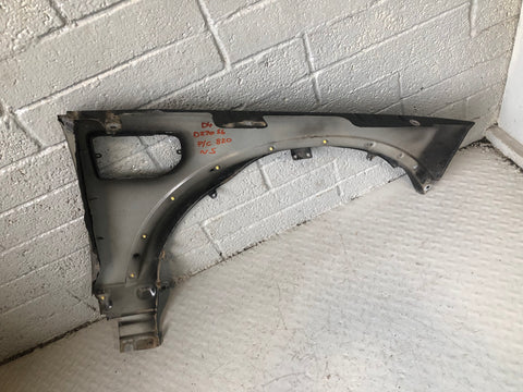 Discovery 4 Front Wing Near Side Santorini Black LRC 820 2009 to 2016 D27056