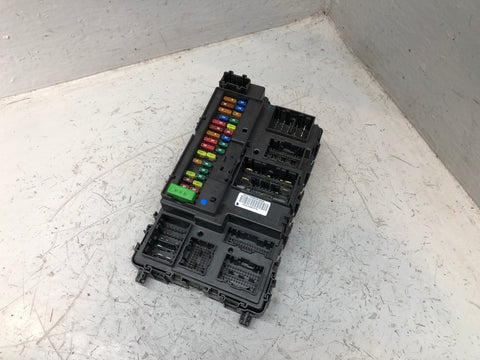 Ford Mondeo Mk5 BCM and Fuse Box 2.0 TDCI Diesel FU5T-15604 CAJ 2013 to 2018