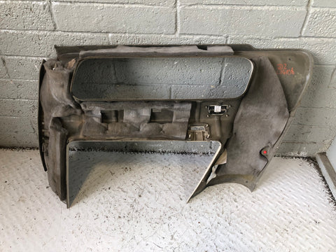 Discovery 2 Window Surround Trim Pair Rear Boot Land Rover 7 Seat 1998 to 2004