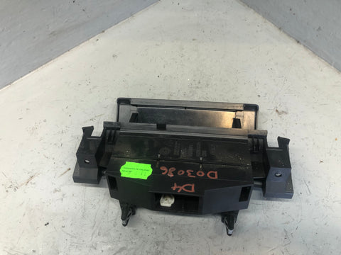 Discovery 4 Ashtray Front Land Rover AH22-048A02-A 2009 to 2016 D03086