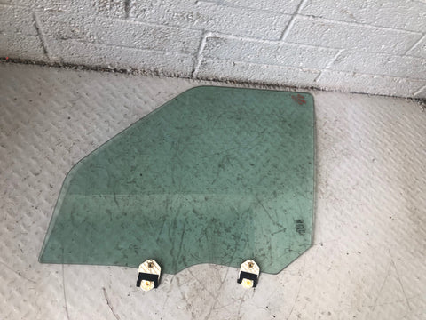 Discovery 4 Window Glass Near Side Front Door Land Rover 2009 to 2016 D03086