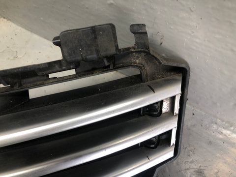 Range Rover L405 Bumper Grille Lower Left CK52 17F909 AA 2013 to 2017