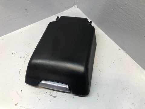 Discovery 3 Centre Console Lid Armrest Leather Land Rover L07106