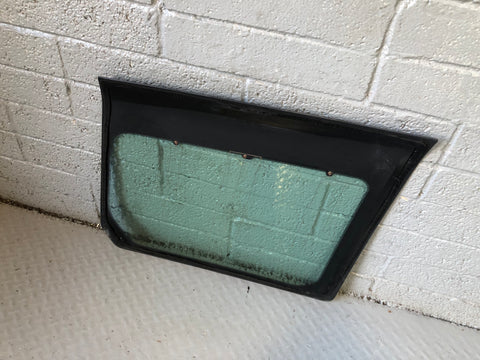 Discovery 3 Window Glass Quarter Near Side Rear Land Rover 2004 to 2009 Clear