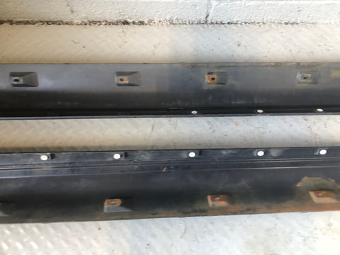 Discovery 3 or 4 Sill Trim Cover Protector Pair Land Rover 2004 to 2014 K02066