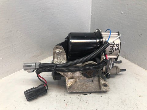 Discovery 3 Air Suspension Compressor Hitachi Land Rover 2004 to 2009 J17076