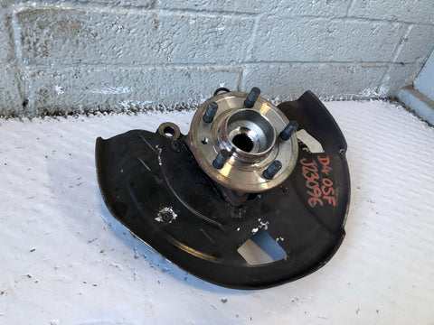Discovery 4 Hub Off Side Front with ABS Sensor Land Rover 2009 to 2016 J23096