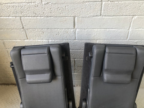 Discovery 3 Seats Rear 3rd Third Row in Black Land Rover 2004 to 2009 J17076
