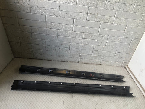 Discovery 3 or 4 Sill Trim Cover Protector Pair Land Rover 2004 to 2014 D03086
