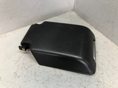 Discovery 3 Centre Console Lid Armrest Grain Leather Land Rover L03096