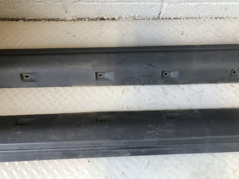 Discovery 3 or 4 Sill Trim Cover Protector Pair Land Rover 2004 to 2014 K02066