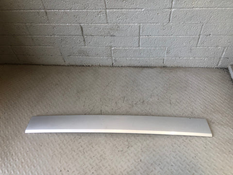 Discovery 4 Tailgate Trim External Lower Zermatt Silver Land Rover 2009 to 2014