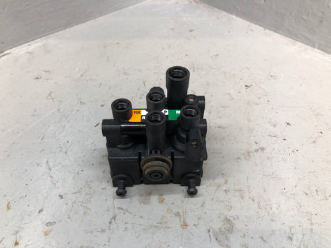 Air Suspension Rear Crossover Valve CPLA-5B710 Range Rover L405 Sport L494