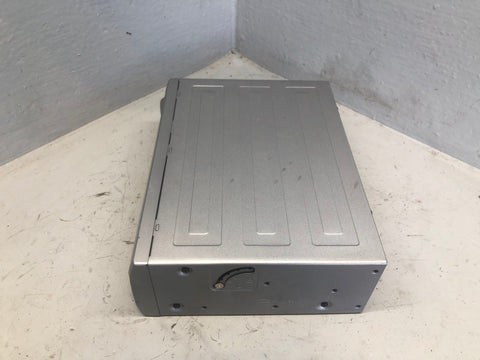 Range Rover L322 CD Multi Changer 6 Disc DVD Player Land Rover D01076