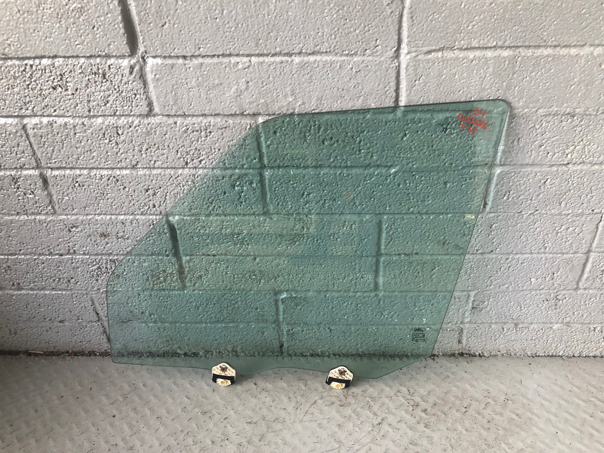 Discovery 4 Window Glass Near Side Front Door Land Rover 2009 to 2016 D03086
