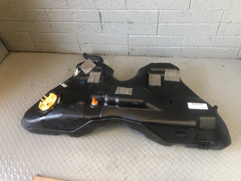 Jaguar XF Fuel Tank Plastic and Sender Pump 2.2 TD4 X250 2011 to 2015