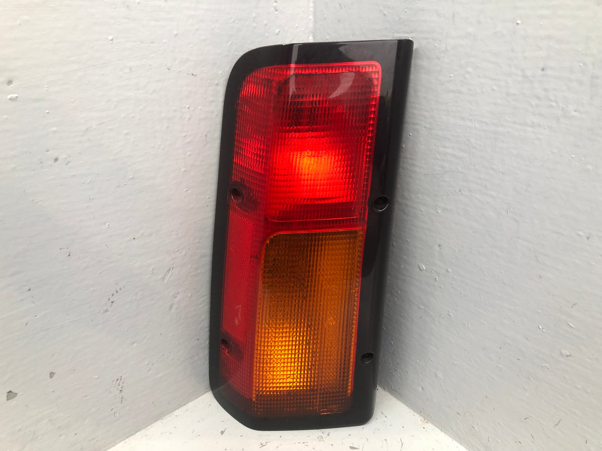 Discovery 2 Rear Light Upper Facelift Near Side Left Land Rover 2002 to 2004