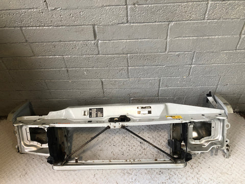 Discovery 2 Slam Front Panel Zambesi Silver Land Rover 2002 to 2004 L14106