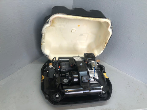 Range Rover L322 Air Suspension Compressor Pump Hitachi RQU500302 L29076