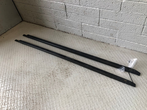Discovery 4 Roof Rails Three Quarter Length Roof Bars Land Rover D27056