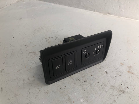 Discovery Sport Tailgate Lane Assist Headlight Level Switch L550 Land Rover