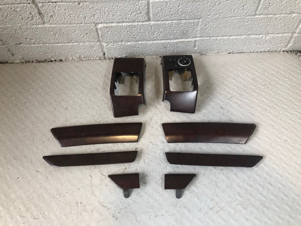 Range Rover L322 8 Piece Trim Dashboard Finisher Kit in Burr Wood R24026