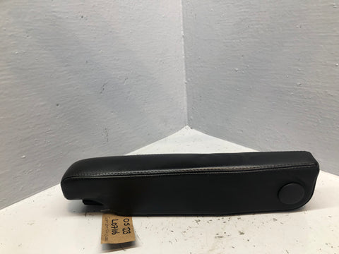 Discovery 3 Armrest Black Leather Off Side Front Drivers Land Rover L07106