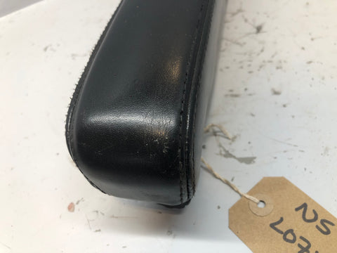 Discovery 3 Armrest Black Leather Near Side Front Passenger Land Rover L07106