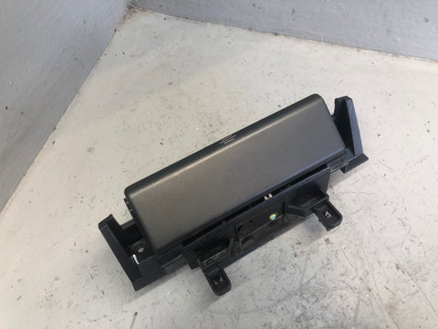 Discovery 4 Ashtray Front Land Rover AH22-048A02-A 2009 to 2016 D03086